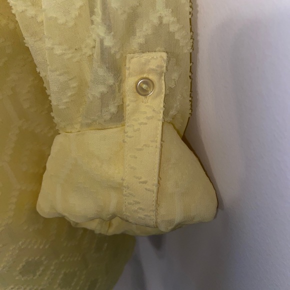 The Limited top - Picture 3 of 5